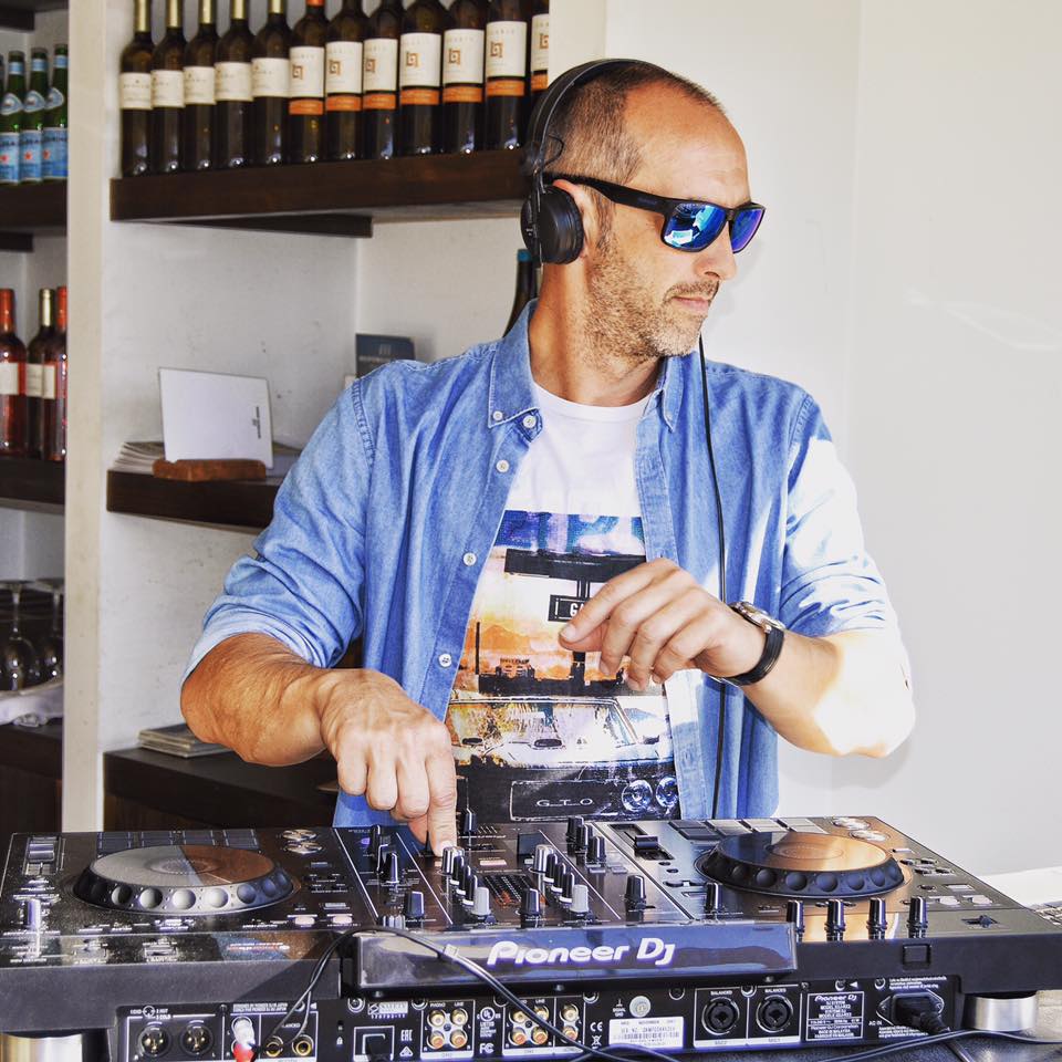 Republic DJ